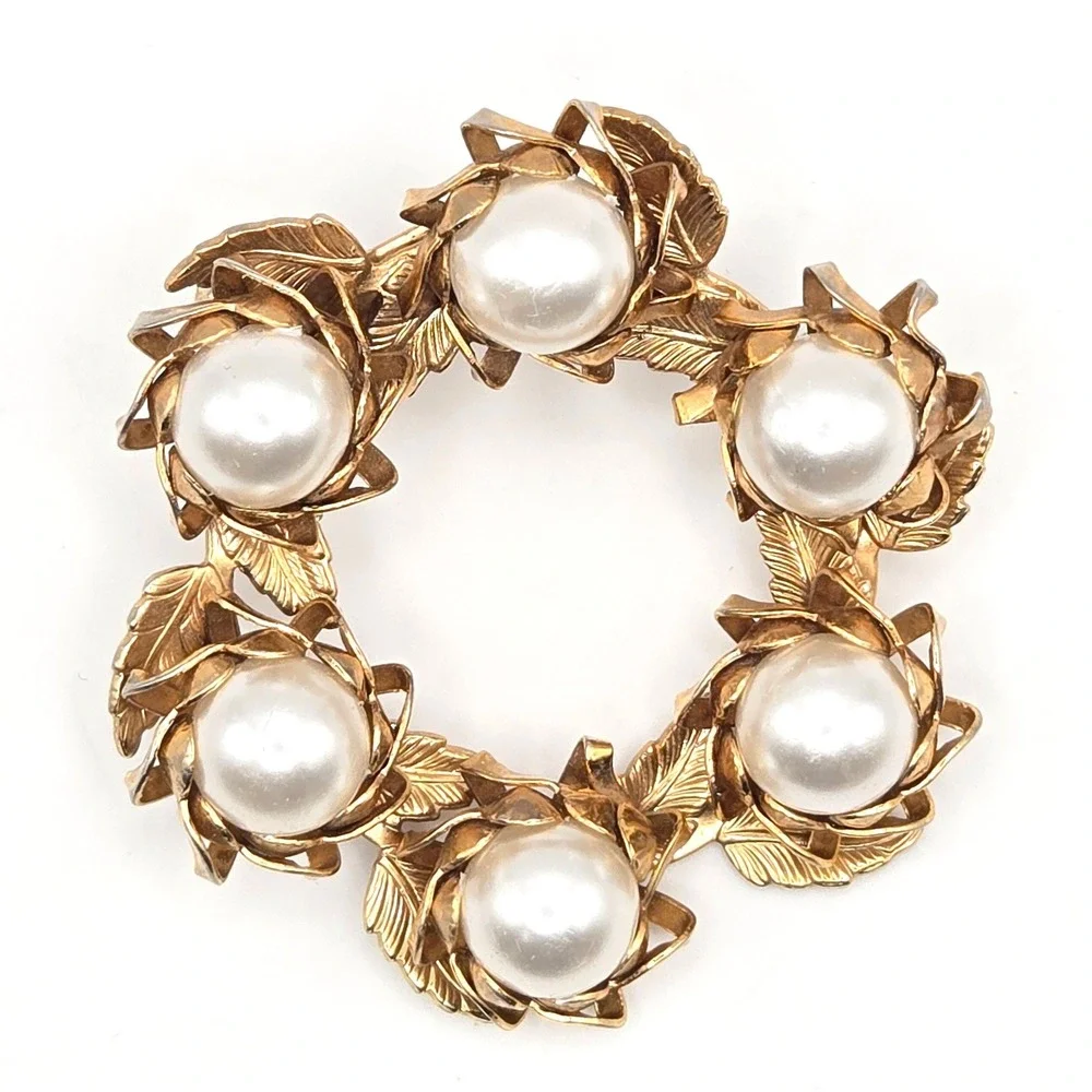 Vintage Gold Tone Wreath Brooch Pin with White Glass Faux Pearls and Leaf Design